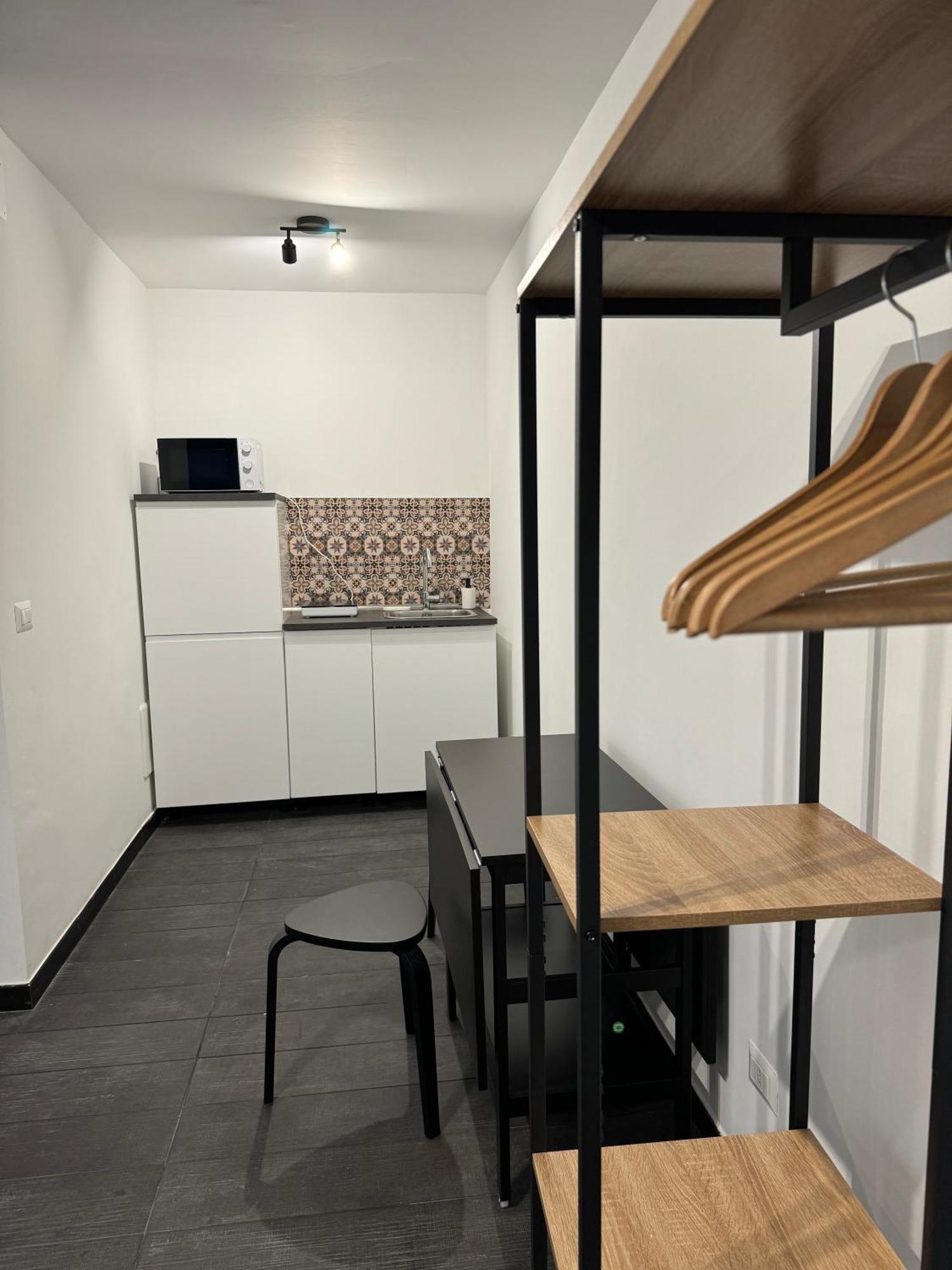 Black Room & Breakfast Bari Esterno foto